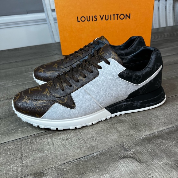 Louis Vuitton Runaway
Trainer Monogram Leather
100% Authentic Sz 11 - Picture 4 of 8